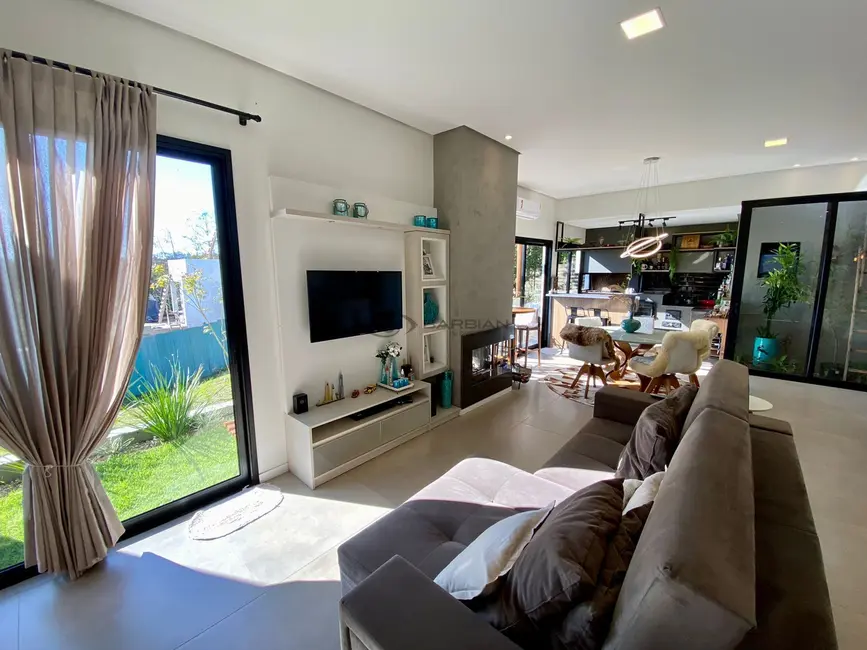 Casa com 3 quartos à venda, 182m2 em Country, Santa Cruz Do Sul - RS - imagem 6 Foto 6 de Casa com 3 quartos à venda, 182m2 em Country, Santa Cruz Do Sul - RS