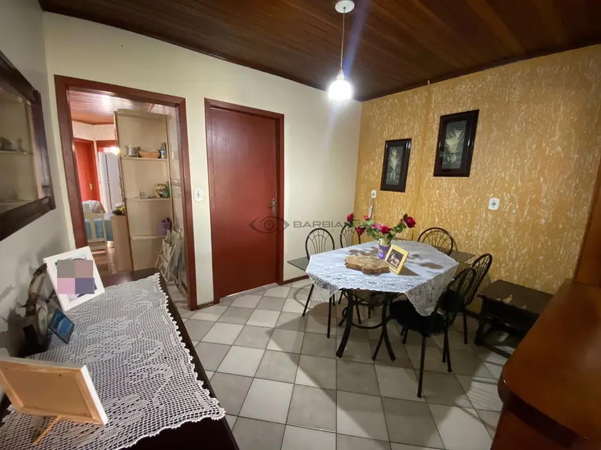 Foto 5 de Casa com 3 quartos à venda, 140m2 em Castelo Branco, Santa Cruz Do Sul - RS