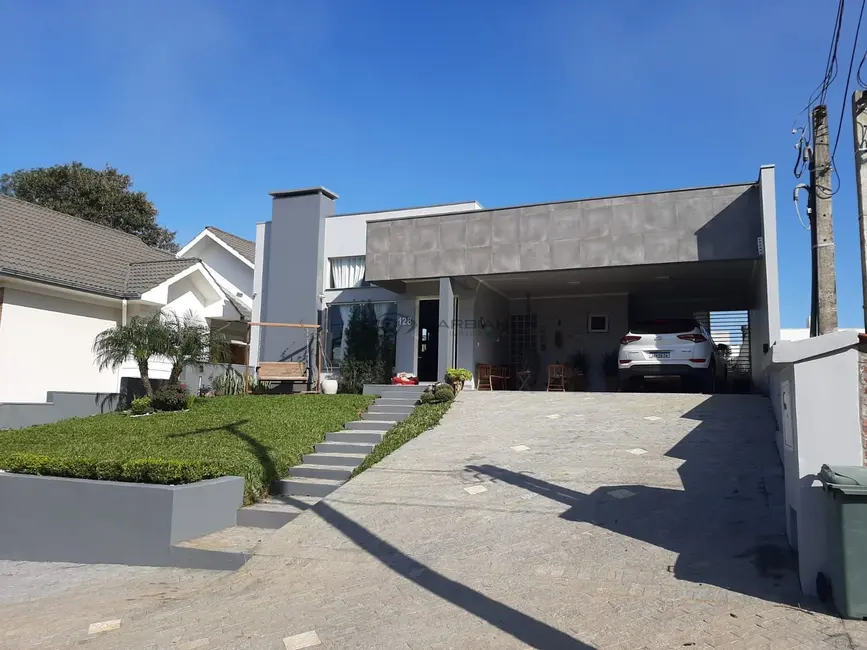Foto 1 de Casa com 3 quartos à venda, 167m2 em Belvedere, Santa Cruz Do Sul - RS