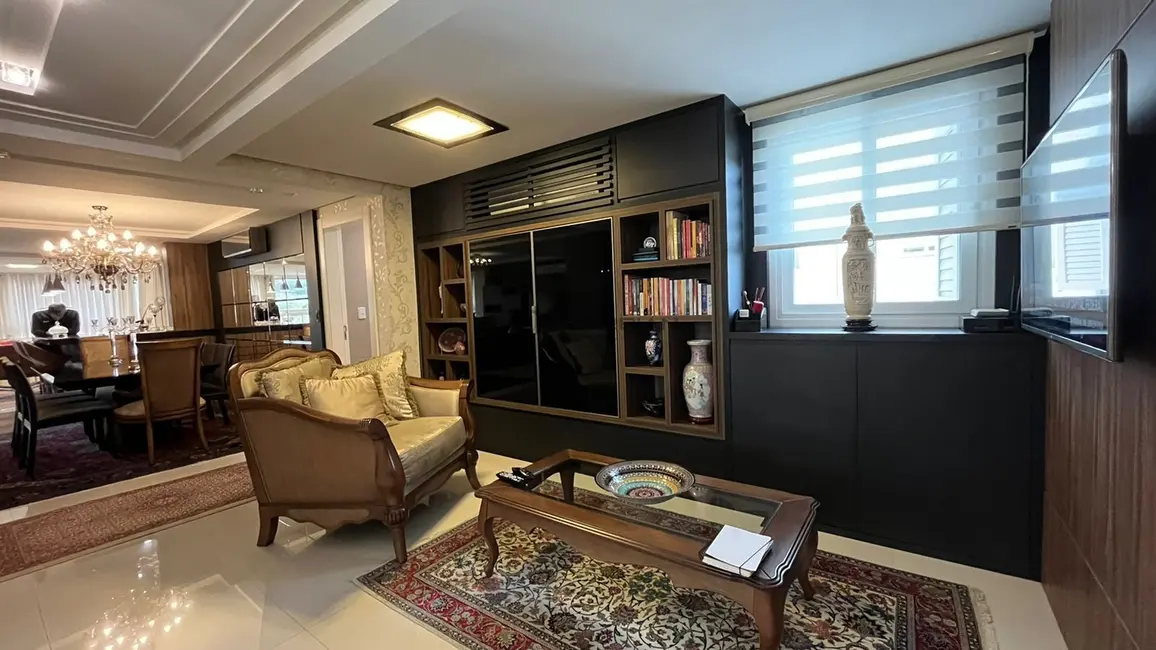 Apartamento com 3 quartos à venda, 245m2 em Higienópolis, Santa Cruz Do Sul - RS - imagem 8 Foto 8 de Apartamento com 3 quartos à venda, 245m2 em Higienópolis, Santa Cruz Do Sul - RS