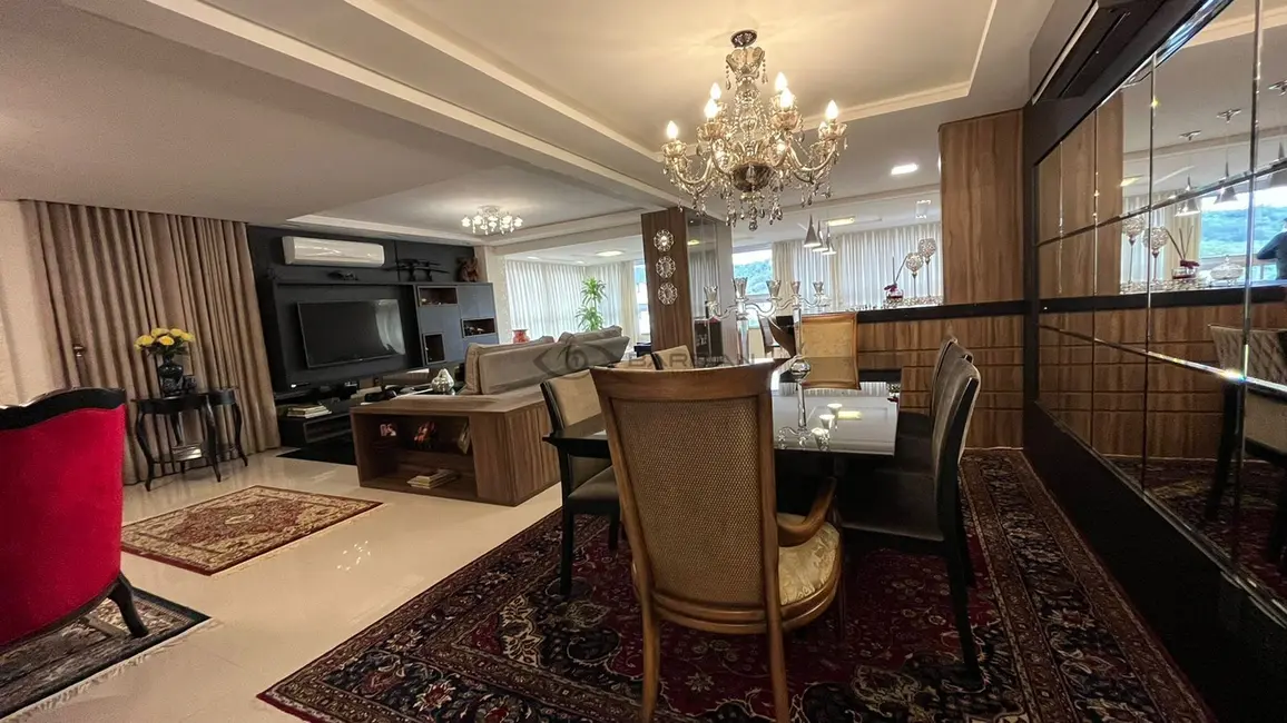 Apartamento com 3 quartos à venda, 245m2 em Higienópolis, Santa Cruz Do Sul - RS - imagem 2 Foto 2 de Apartamento com 3 quartos à venda, 245m2 em Higienópolis, Santa Cruz Do Sul - RS