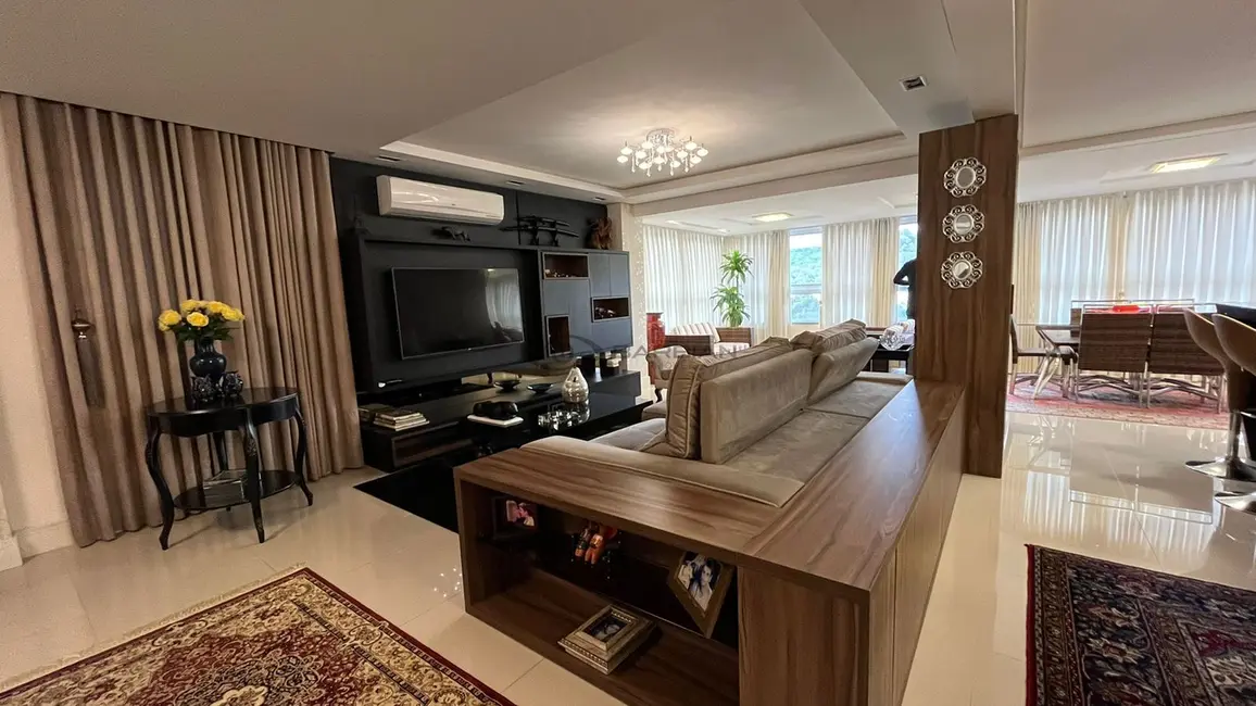 Apartamento com 3 quartos à venda, 245m2 em Higienópolis, Santa Cruz Do Sul - RS - imagem 7 Foto 7 de Apartamento com 3 quartos à venda, 245m2 em Higienópolis, Santa Cruz Do Sul - RS