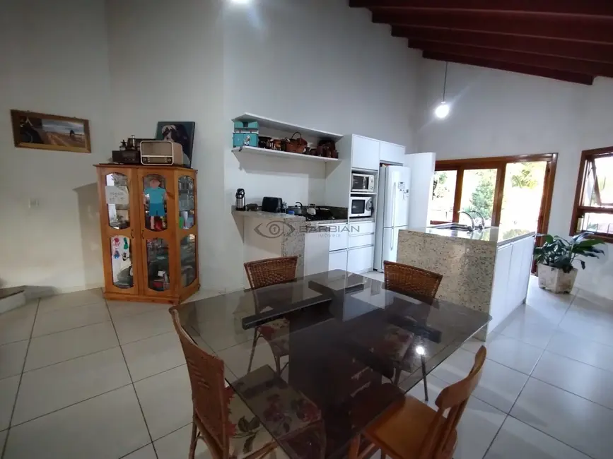 Casa com 3 quartos à venda, 200m2 em Monte Verde, Santa Cruz Do Sul - RS - imagem 4 Foto 4 de Casa com 3 quartos à venda, 200m2 em Monte Verde, Santa Cruz Do Sul - RS