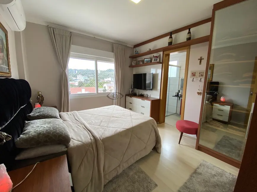 Foto 7 de Apartamento com 3 quartos à venda, 92m2 em Centro, Santa Cruz Do Sul - RS