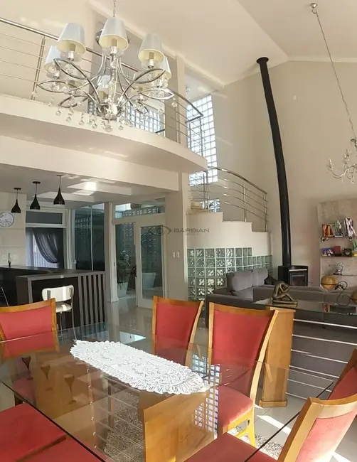 Foto 4 de Casa com 3 quartos à venda, 392m2 em Centro, Santa Cruz Do Sul - RS