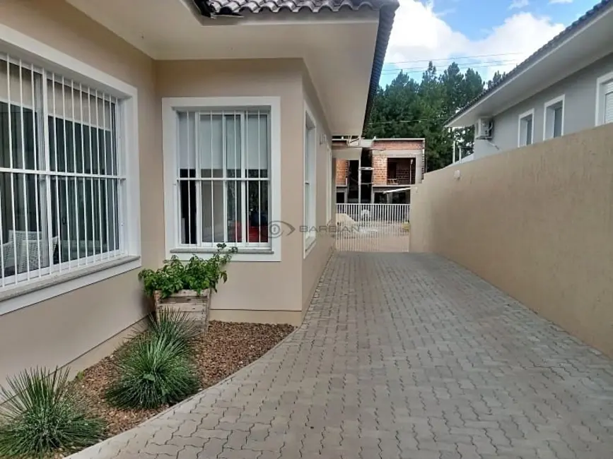 Foto 6 de Casa com 3 quartos à venda, 200m2 em Country, Santa Cruz Do Sul - RS