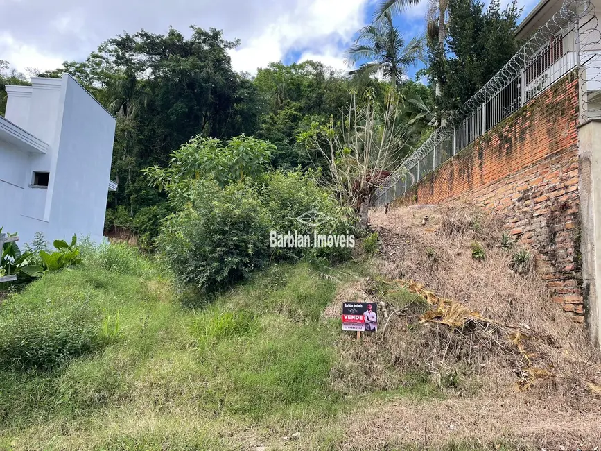 Foto 1 de Terreno / Lote à venda, 690m2 em Higienópolis, Santa Cruz Do Sul - RS