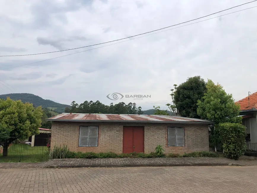 Foto 3 de Casa com 3 quartos à venda, 338m2 em Sinimbu - RS