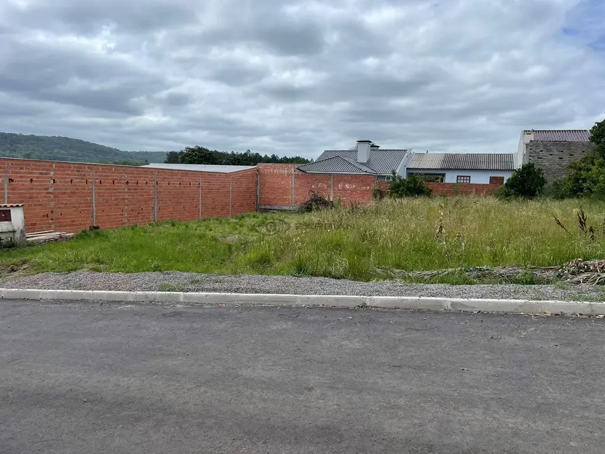 Foto 2 de Terreno / Lote à venda, 250m2 em São João, Santa Cruz Do Sul - RS