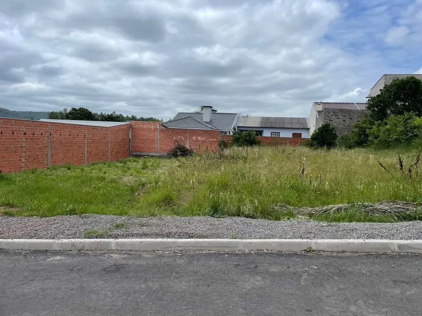 Foto 1 de Terreno / Lote à venda, 250m2 em São João, Santa Cruz Do Sul - RS