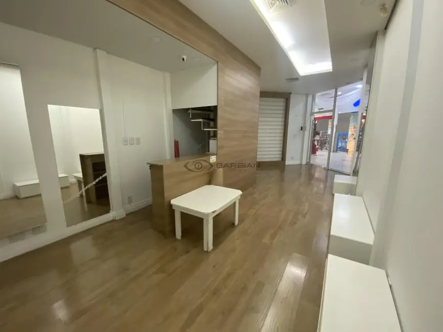 Foto 4 de Loja com 1 quarto à venda, 33m2 em Santo Inácio, Santa Cruz Do Sul - RS