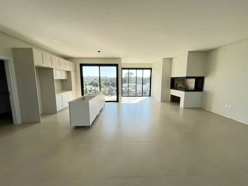 Casa com 3 quartos à venda, 312m2 em Country, Santa Cruz Do Sul - RS - imagem 8 Foto 8 de Casa com 3 quartos à venda, 312m2 em Country, Santa Cruz Do Sul - RS
