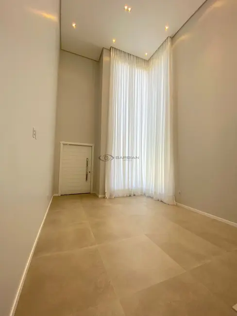 Casa com 3 quartos à venda, 181m2 em Country, Santa Cruz Do Sul - RS - imagem 5 Foto 5 de Casa com 3 quartos à venda, 181m2 em Country, Santa Cruz Do Sul - RS