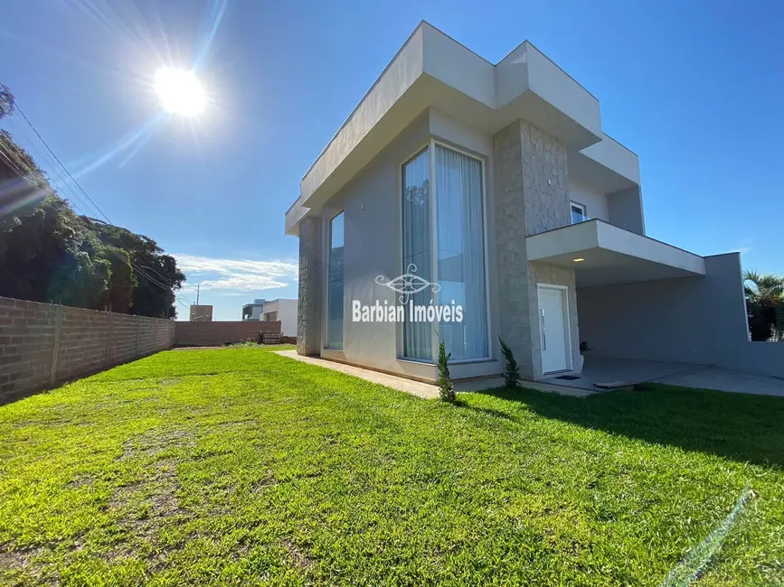 Foto 1 de Casa com 3 quartos à venda, 181m2 em Country, Santa Cruz Do Sul - RS