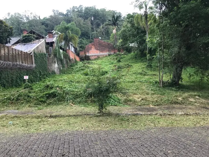 Foto 1 de Terreno / Lote à venda, 614m2 em Higienópolis, Santa Cruz Do Sul - RS
