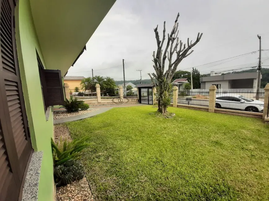 Casa com 2 quartos à venda, 128m2 em Renascença, Santa Cruz Do Sul - RS - imagem 5 Foto 5 de Casa com 2 quartos à venda, 128m2 em Renascença, Santa Cruz Do Sul - RS