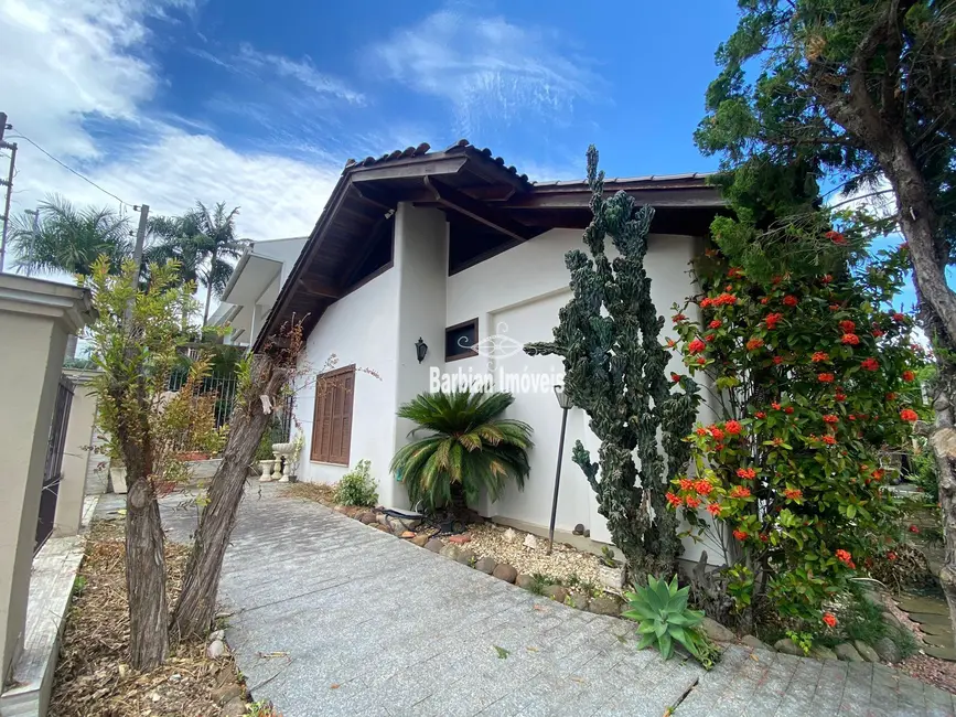 Foto 2 de Casa com 3 quartos à venda, 159m2 em Higienópolis, Santa Cruz Do Sul - RS