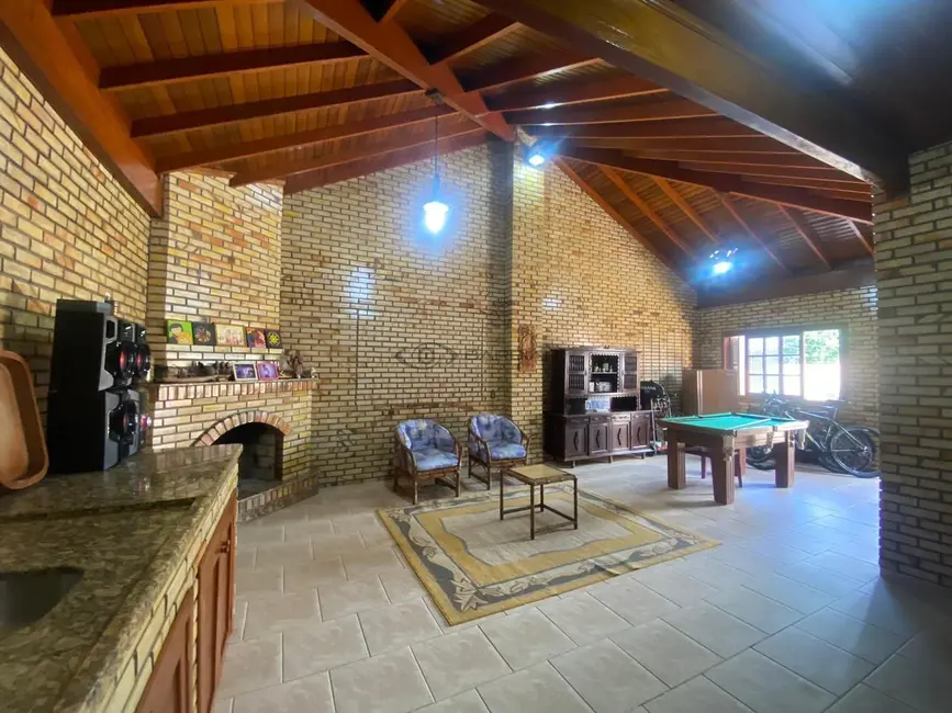 Foto 2 de Casa com 4 quartos à venda, 220m2 em Margarida, Santa Cruz Do Sul - RS