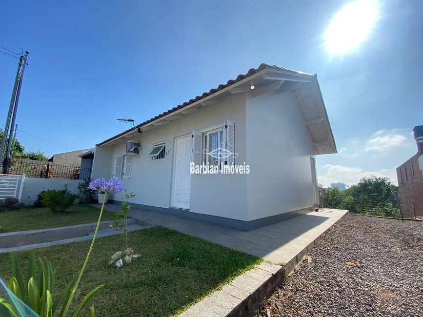 Foto 2 de Casa com 3 quartos à venda, 50m2 em João Alves, Santa Cruz Do Sul - RS