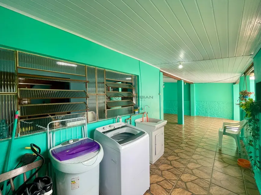 Casa com 2 quartos à venda, 106m2 em Castelo Branco, Santa Cruz Do Sul - RS - imagem 5 Foto 5 de Casa com 2 quartos à venda, 106m2 em Castelo Branco, Santa Cruz Do Sul - RS