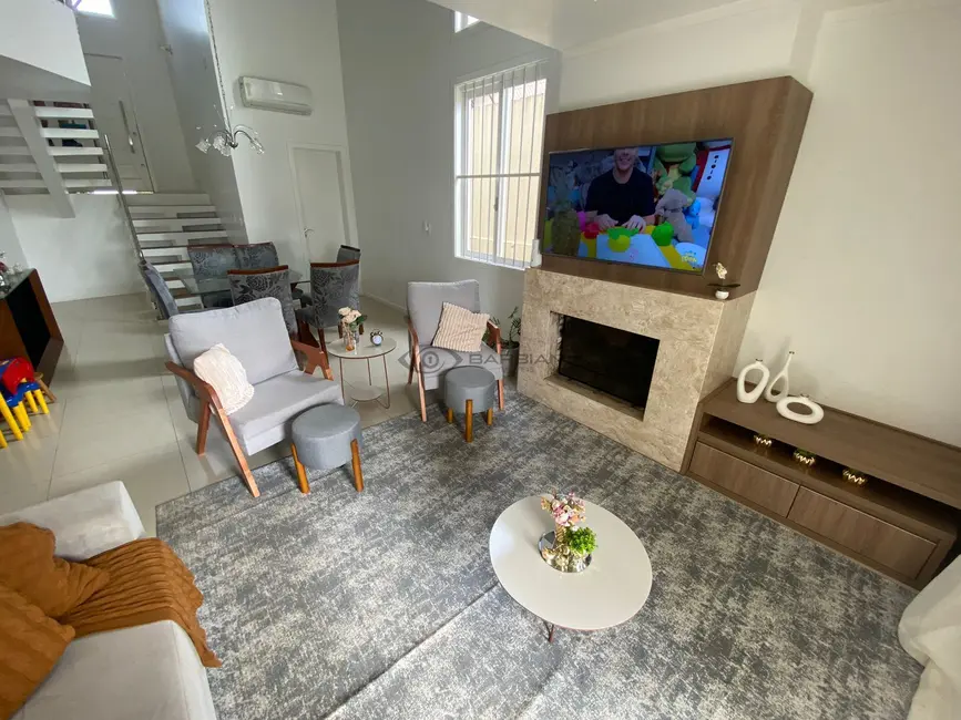 Foto 8 de Casa com 4 quartos à venda, 204m2 em João Alves, Santa Cruz Do Sul - RS