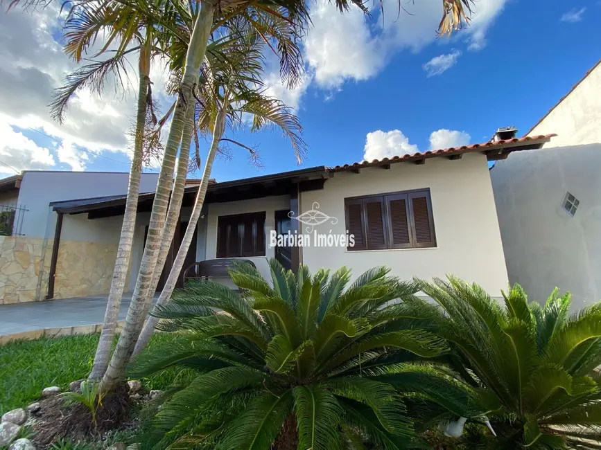 Foto 1 de Casa com 3 quartos à venda, 116m2 em Santo Antônio, Santa Cruz Do Sul - RS