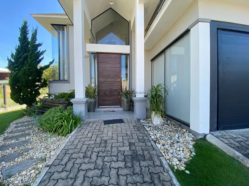 Foto 3 de Casa com 3 quartos à venda, 210m2 em Country, Santa Cruz Do Sul - RS