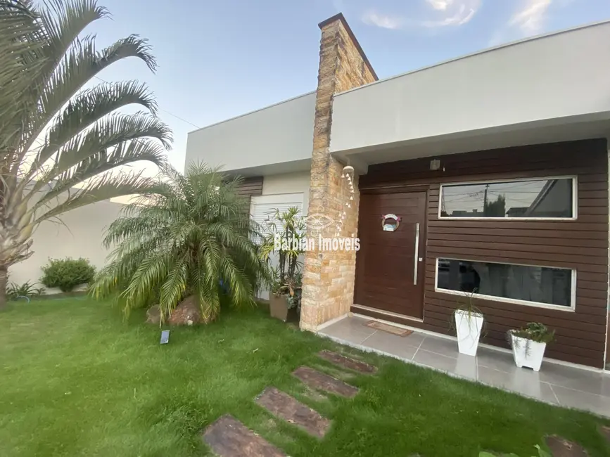 Foto 1 de Casa com 2 quartos à venda, 123m2 em João Alves, Santa Cruz Do Sul - RS