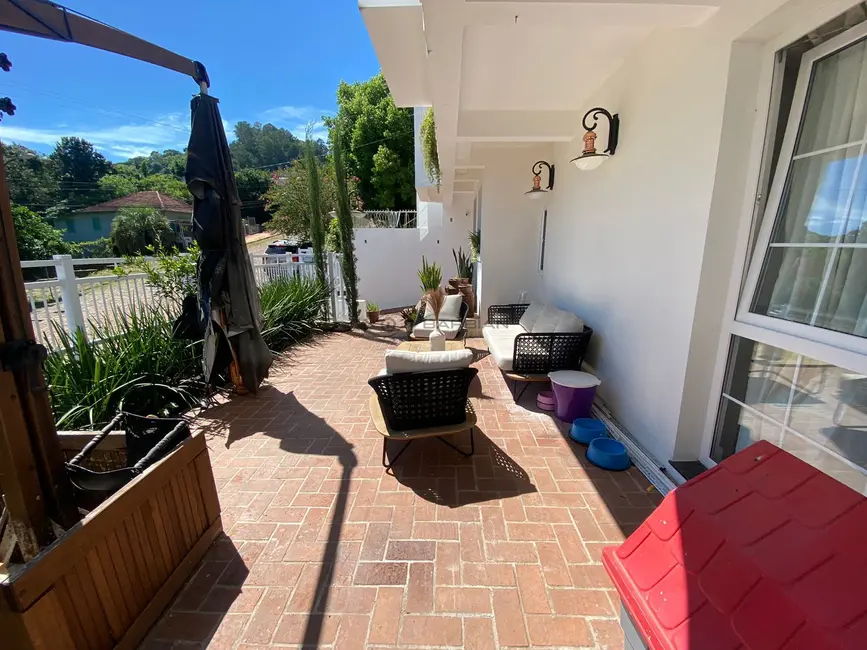 Casa com 3 quartos à venda, 340m2 em Higienópolis, Santa Cruz Do Sul - RS - imagem 9 Foto 9 de Casa com 3 quartos à venda, 340m2 em Higienópolis, Santa Cruz Do Sul - RS