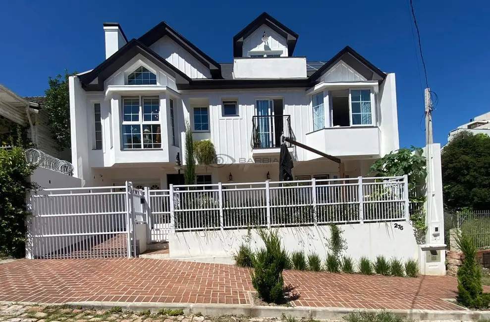 Casa com 3 quartos à venda, 340m2 em Higienópolis, Santa Cruz Do Sul - RS - imagem 6 Foto 6 de Casa com 3 quartos à venda, 340m2 em Higienópolis, Santa Cruz Do Sul - RS
