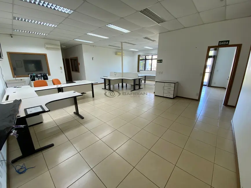 Prédio Inteiro com 8 quartos à venda, 1700m2 em Linha Santa Cruz, Santa Cruz Do Sul - RS - imagem 7 Foto 7 de Prédio Inteiro com 8 quartos à venda, 1700m2 em Linha Santa Cruz, Santa Cruz Do Sul - RS