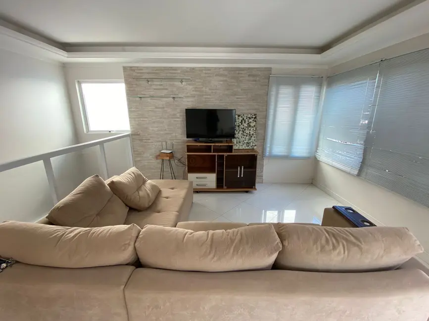 Foto 2 de Casa com 3 quartos à venda, 177m2 em Santo Inácio, Santa Cruz Do Sul - RS