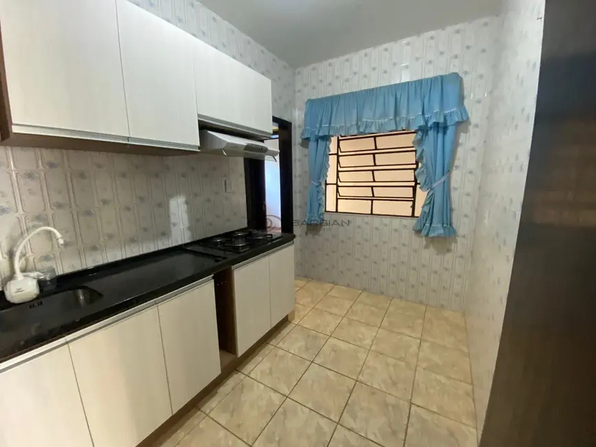 Casa com 3 quartos à venda, 179m2 em Higienópolis, Santa Cruz Do Sul - RS - imagem 5 Foto 5 de Casa com 3 quartos à venda, 179m2 em Higienópolis, Santa Cruz Do Sul - RS