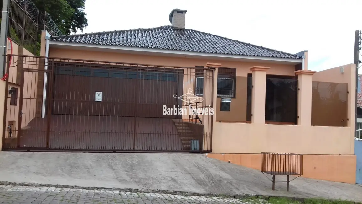 Foto 1 de Casa com 4 quartos à venda, 277m2 em Renascença, Santa Cruz Do Sul - RS