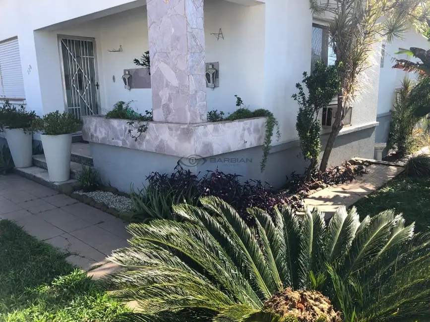Casa com 4 quartos à venda, 246m2 em Goiás, Santa Cruz Do Sul - RS - imagem 3 Foto 3 de Casa com 4 quartos à venda, 246m2 em Goiás, Santa Cruz Do Sul - RS