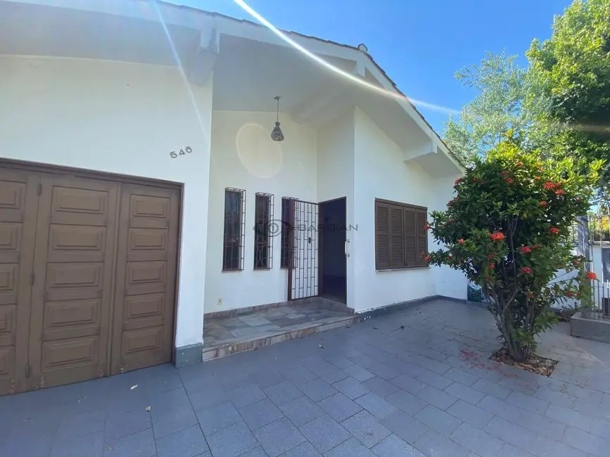 Casa com 3 quartos à venda, 150m2 em Goiás, Santa Cruz Do Sul - RS - imagem 1 Foto 1 de Casa com 3 quartos à venda, 150m2 em Goiás, Santa Cruz Do Sul - RS
