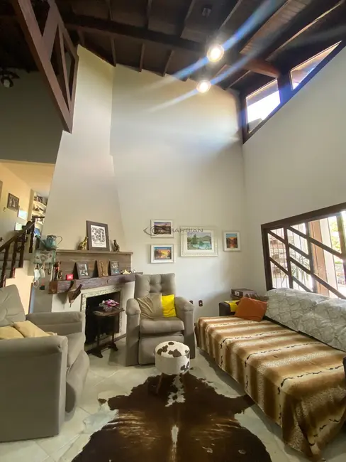 Foto 7 de Casa com 3 quartos à venda, 208m2 em Renascença, Santa Cruz Do Sul - RS