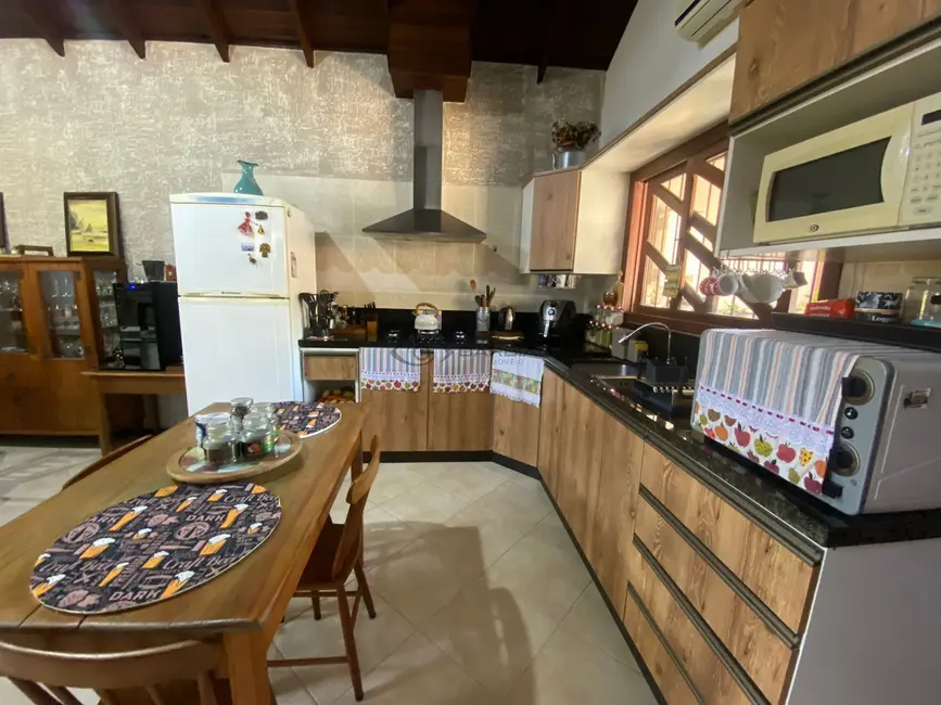 Foto 5 de Casa com 3 quartos à venda, 208m2 em Renascença, Santa Cruz Do Sul - RS