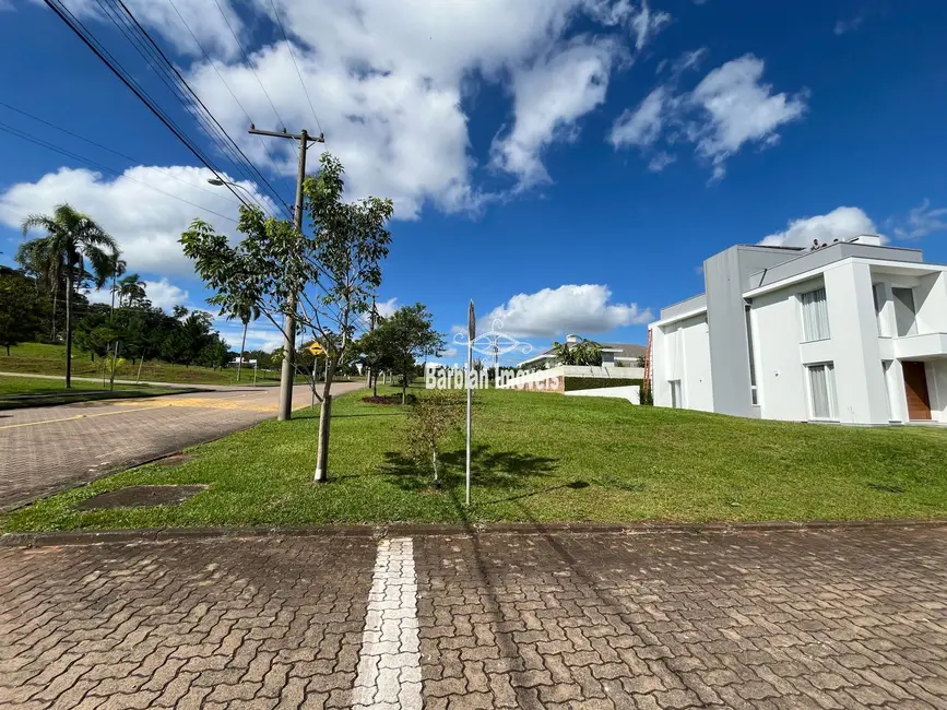 Foto 1 de Terreno / Lote à venda, 450m2 em Country, Santa Cruz Do Sul - RS
