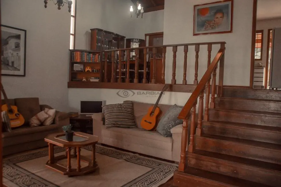 Foto 2 de Casa com 4 quartos à venda, 230m2 em Santo Inácio, Santa Cruz Do Sul - RS