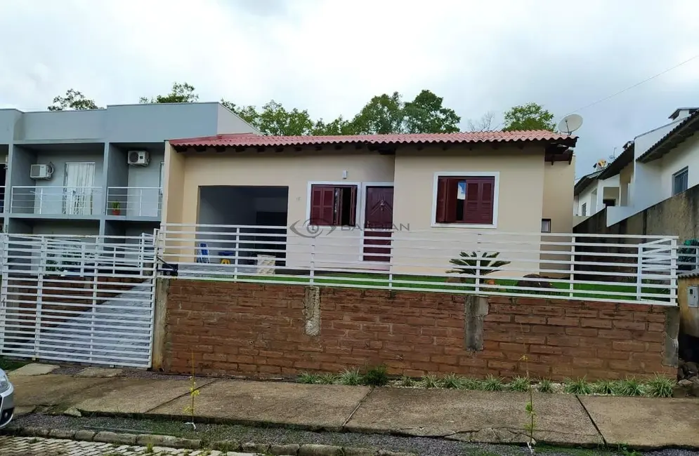 Foto 1 de Casa com 3 quartos à venda, 140m2 em João Alves, Santa Cruz Do Sul - RS