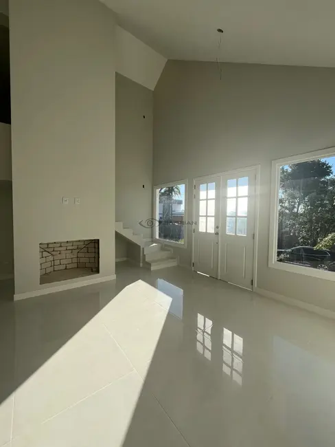 Casa com 3 quartos à venda, 185m2 em Country, Santa Cruz Do Sul - RS - imagem 4 Foto 4 de Casa com 3 quartos à venda, 185m2 em Country, Santa Cruz Do Sul - RS