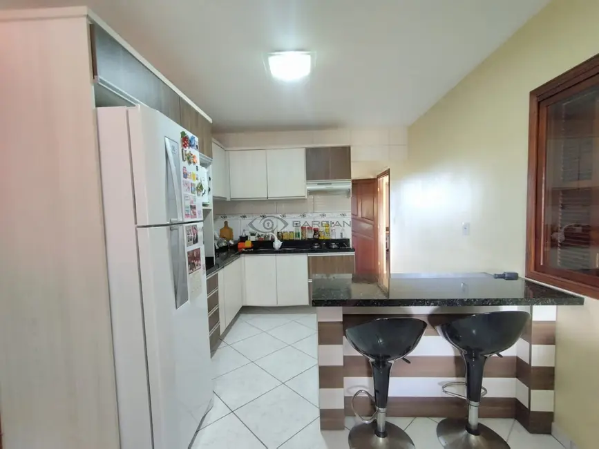 Casa com 2 quartos à venda, 120m2 em Linha Santa Cruz, Santa Cruz Do Sul - RS - imagem 5 Foto 5 de Casa com 2 quartos à venda, 120m2 em Linha Santa Cruz, Santa Cruz Do Sul - RS