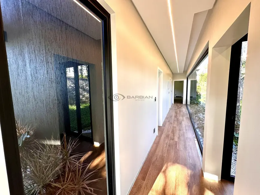 Foto 6 de Casa com 3 quartos à venda, 220m2 em Country, Santa Cruz Do Sul - RS