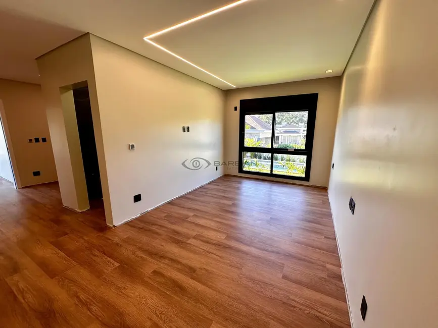 Foto 8 de Casa com 3 quartos à venda, 220m2 em Country, Santa Cruz Do Sul - RS