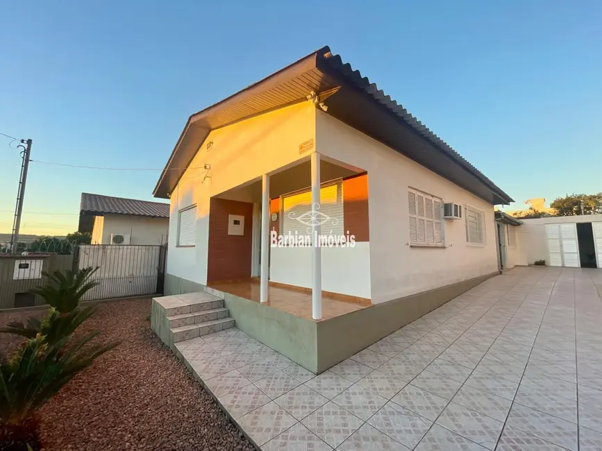 Foto 1 de Casa com 3 quartos à venda, 140m2 em Goiás, Santa Cruz Do Sul - RS