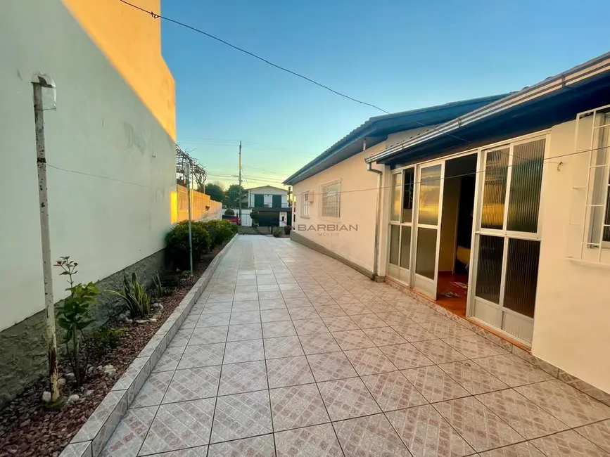 Casa com 3 quartos à venda, 140m2 em Goiás, Santa Cruz Do Sul - RS - imagem 4 Foto 4 de Casa com 3 quartos à venda, 140m2 em Goiás, Santa Cruz Do Sul - RS
