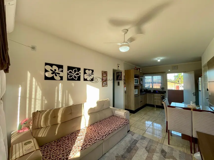 Foto 3 de Apartamento com 2 quartos à venda, 57m2 em Arroio Grande, Santa Cruz Do Sul - RS