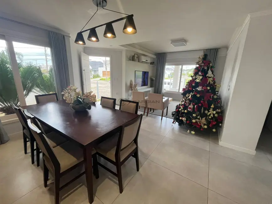 Casa com 4 quartos à venda, 238m2 em Country, Santa Cruz Do Sul - RS - imagem 9 Foto 9 de Casa com 4 quartos à venda, 238m2 em Country, Santa Cruz Do Sul - RS