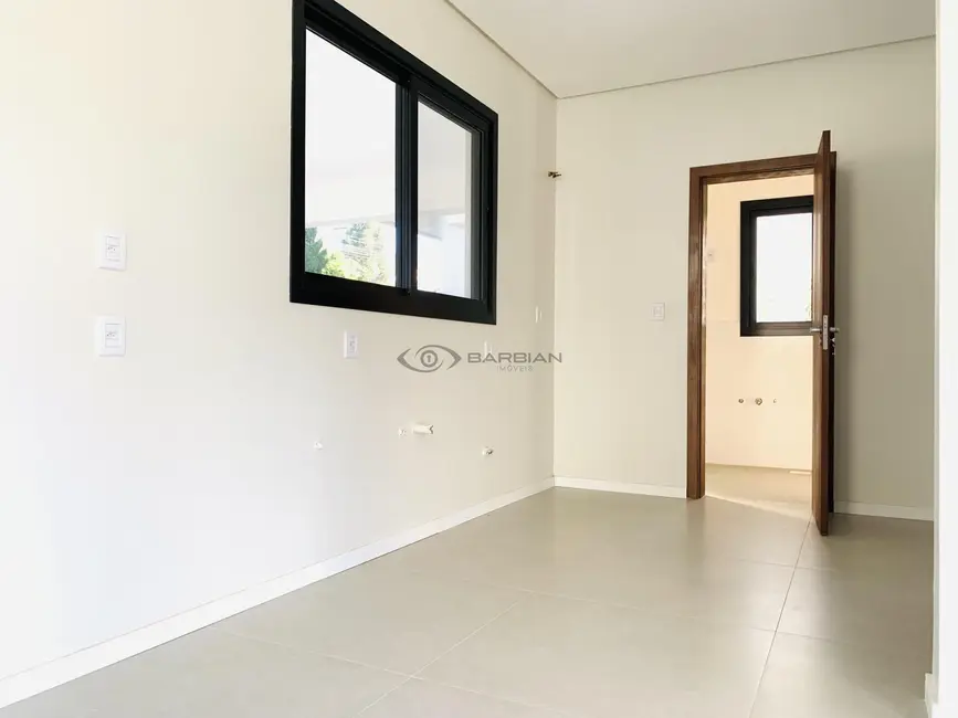 Casa de Condomínio com 3 quartos à venda, 192m2 em Country, Santa Cruz Do Sul - RS - imagem 7 Foto 7 de Casa de Condomínio com 3 quartos à venda, 192m2 em Country, Santa Cruz Do Sul - RS